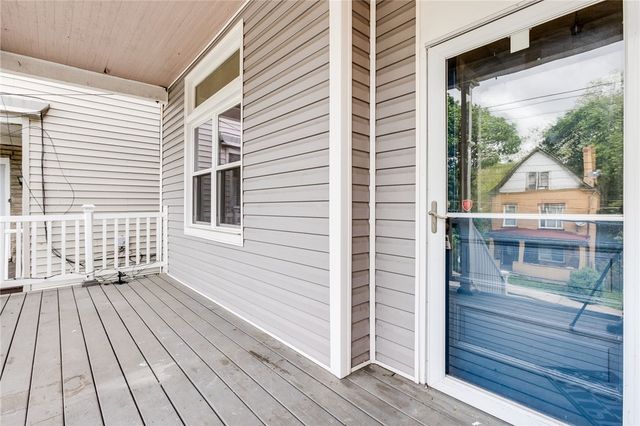 213 W Burgess St, Perry Hilltop, PA 15214