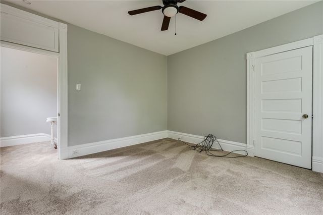 213 W Burgess St, Perry Hilltop, PA 15214