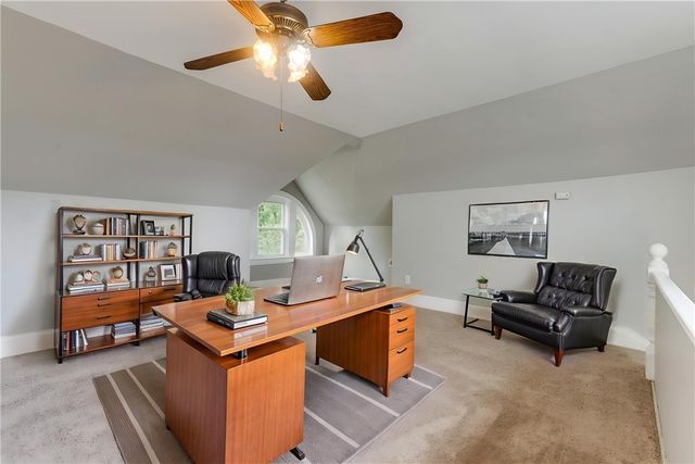 213 W Burgess St, Perry Hilltop, PA 15214