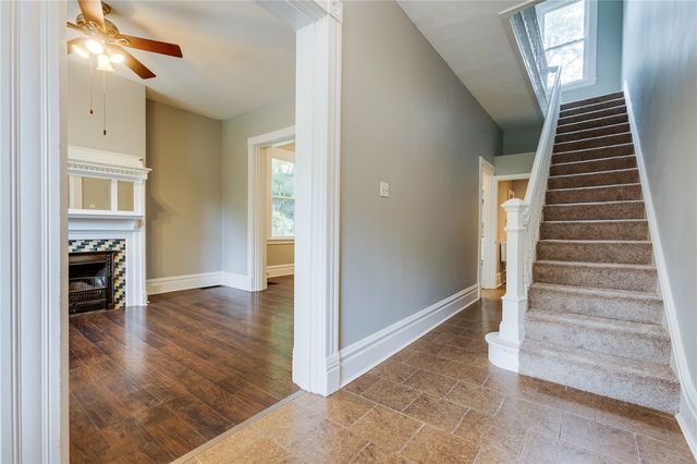 213 W Burgess St, Perry Hilltop, PA 15214