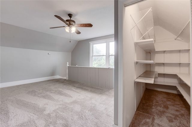 213 W Burgess St, Perry Hilltop, PA 15214