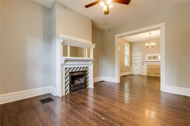 213 W Burgess St, Perry Hilltop, PA 15214
