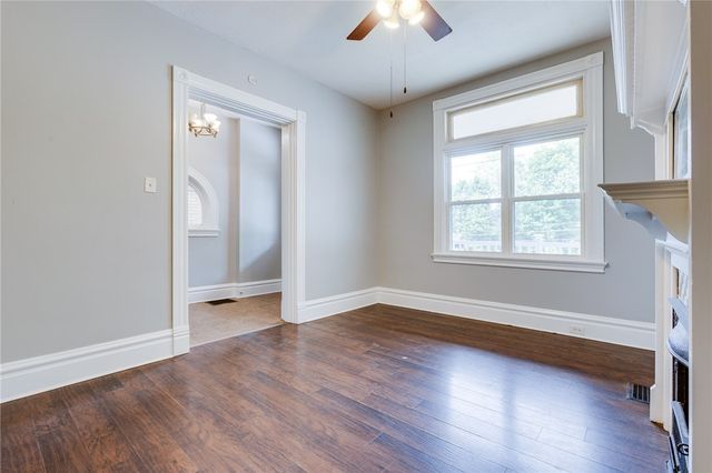 213 W Burgess St, Perry Hilltop, PA 15214