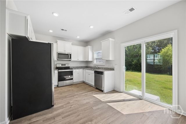 295 Coby Lane, Richmond Hill, GA 31324