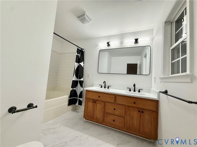 4608 Stoney Creek Pky, Chester, VA 23831