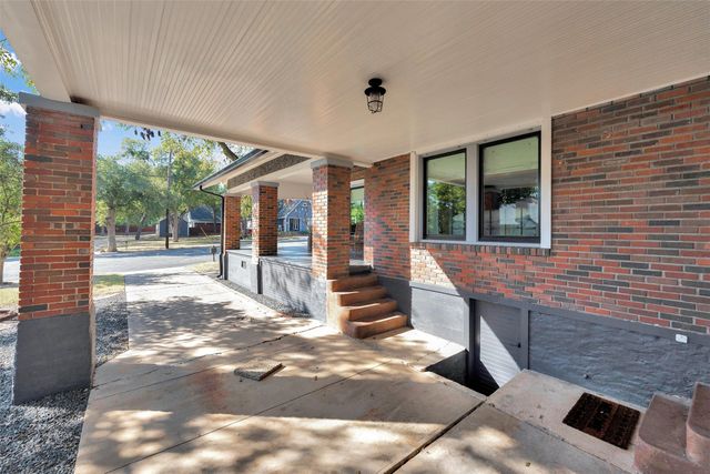 504 W Lee Avenue, Weatherford, TX 76086