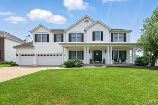 11 Country Crossing Estates Drive, St Peters, MO 63376