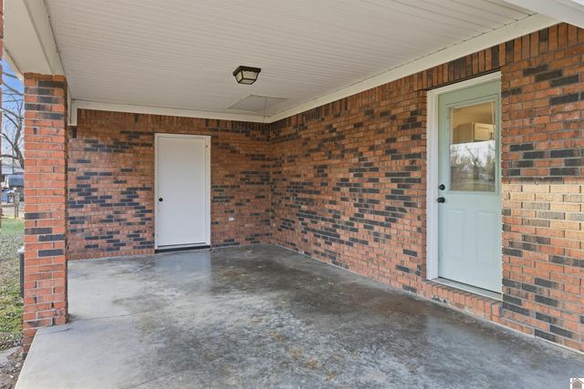 266 Jackson School Road, Benton, KY 42025