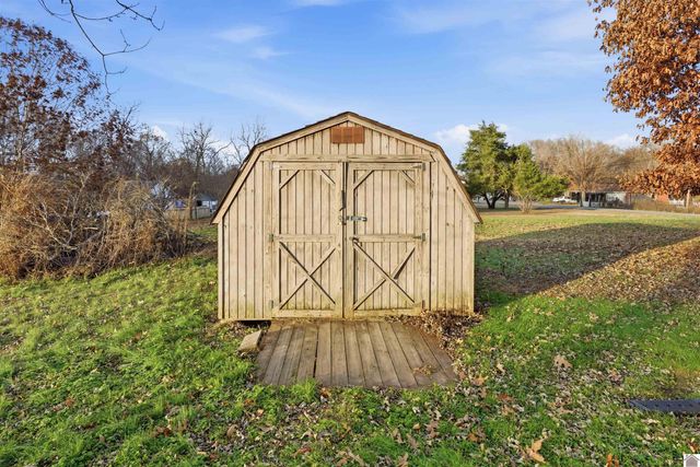 266 Jackson School Road, Benton, KY 42025