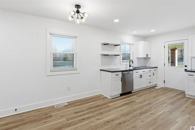 266 Jackson School Road, Benton, KY 42025