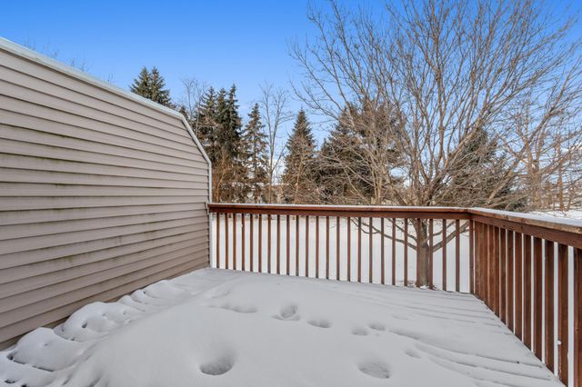 7854 Taylor Street NE, Spring Lake Park, MN 55432