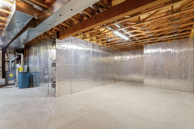 7854 Taylor Street NE, Spring Lake Park, MN 55432