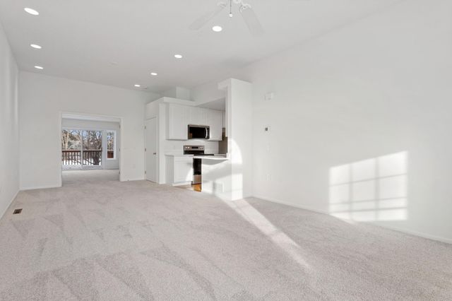 7854 Taylor Street NE, Spring Lake Park, MN 55432