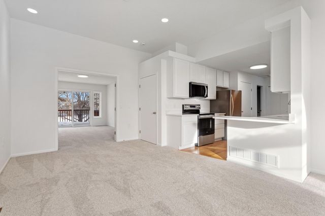 7854 Taylor Street NE, Spring Lake Park, MN 55432