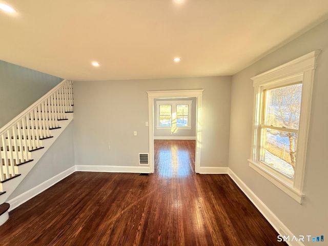 206 Remington Street, Bridgeport, CT 06610