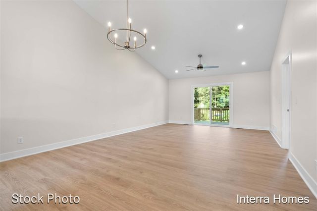 1593 N Village Circle, Kalamazoo, MI 49009