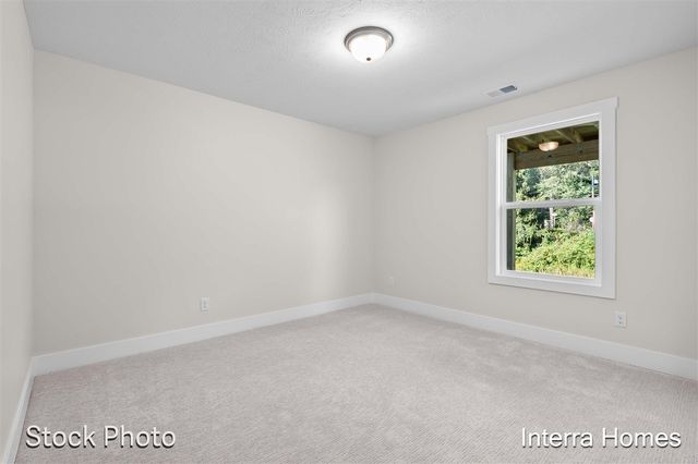 1593 N Village Circle, Kalamazoo, MI 49009