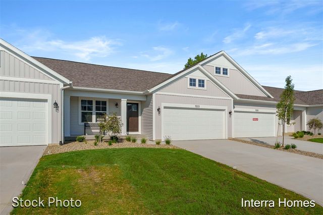 1593 N Village Circle, Kalamazoo, MI 49009