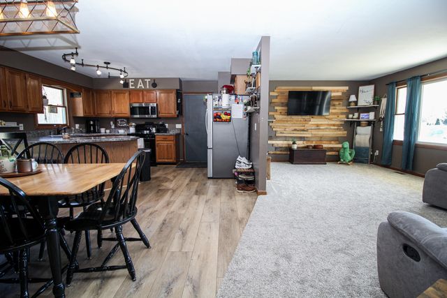 17064 Hawk Court, Three Rivers, MI 49093