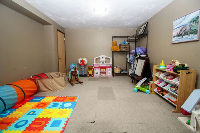 17064 Hawk Court, Three Rivers, MI 49093