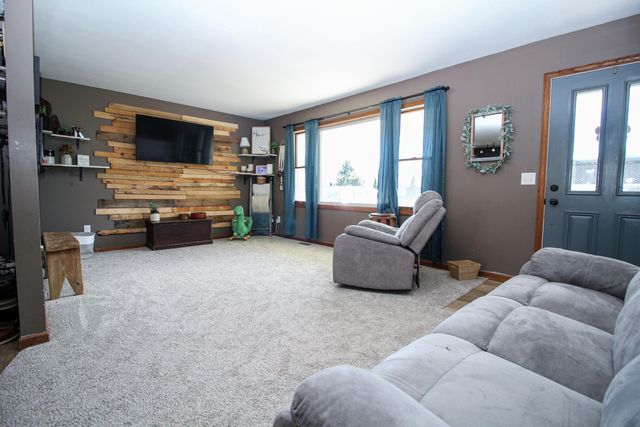 17064 Hawk Court, Three Rivers, MI 49093