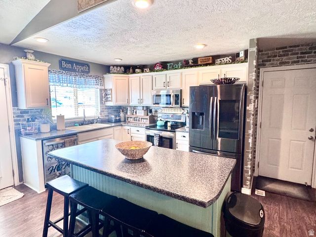 6935 W DALMATION ST, West Valley City, UT 84128
