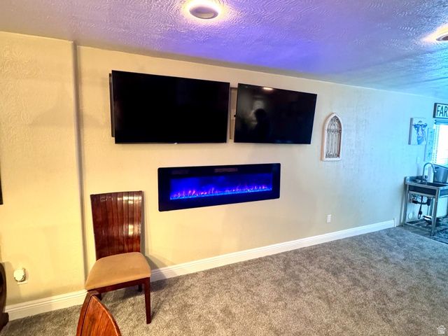 6935 W DALMATION ST, West Valley City, UT 84128