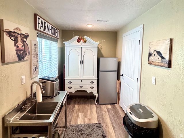 6935 W DALMATION ST, West Valley City, UT 84128