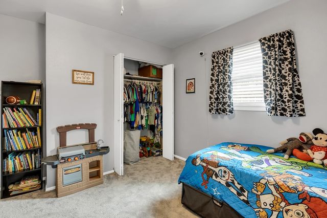 300 Willowood Dr, Midland, TX 79703