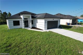 2607 49th ST W, Lehigh Acres, FL 33971