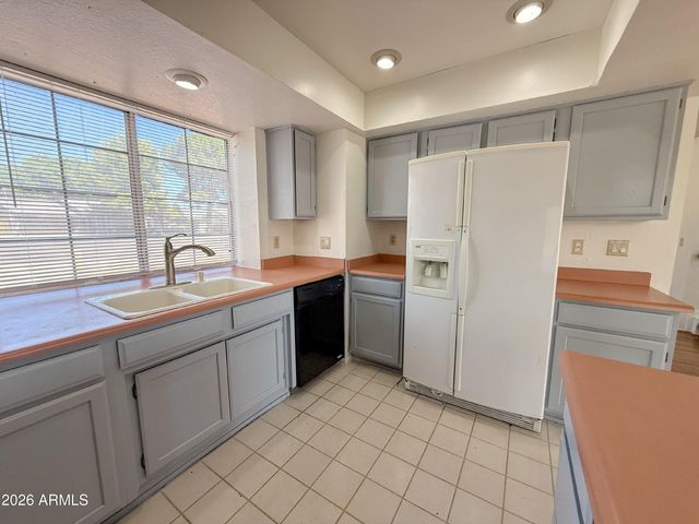 8062 N 109TH Drive, Peoria, AZ 85345