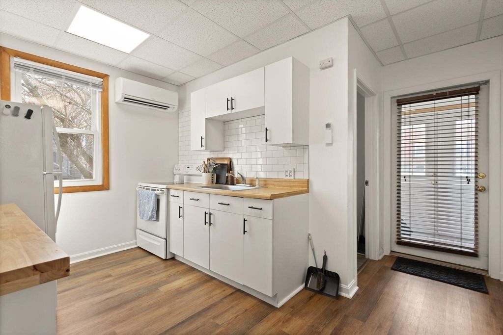 8-R North Street 5B, Plymouth, MA 02360