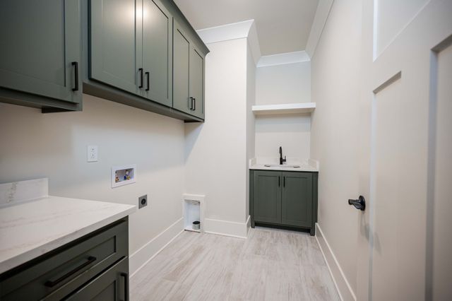 2829 Canfield Dr, Murfreesboro, TN 37128