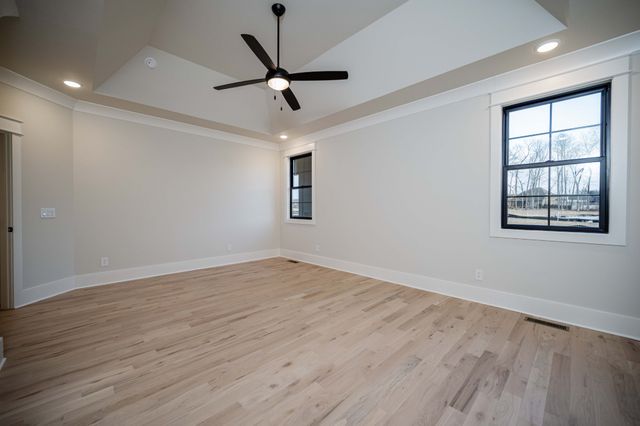 2829 Canfield Dr, Murfreesboro, TN 37128