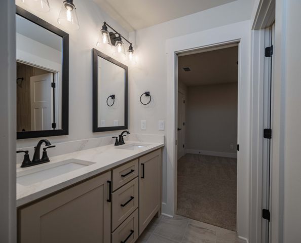 2829 Canfield Dr, Murfreesboro, TN 37128