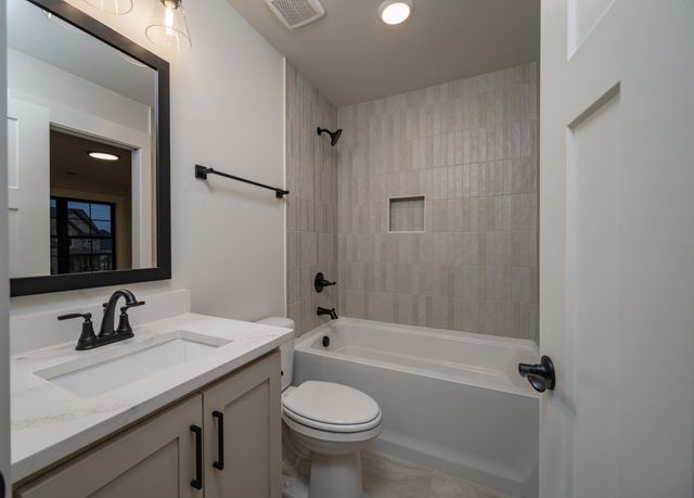 2829 Canfield Dr, Murfreesboro, TN 37128