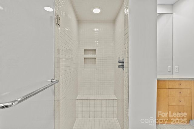 420 Queens Road 7, Charlotte, NC 28207