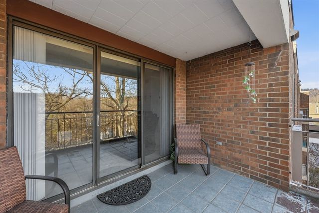 201 Grant St 609, Sewickley, PA 15143