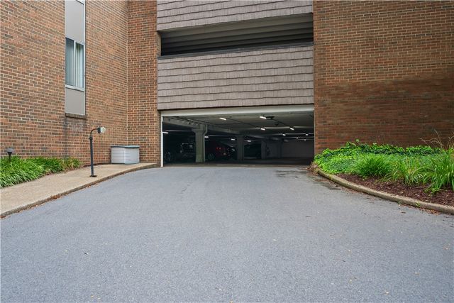 201 Grant St 609, Sewickley, PA 15143