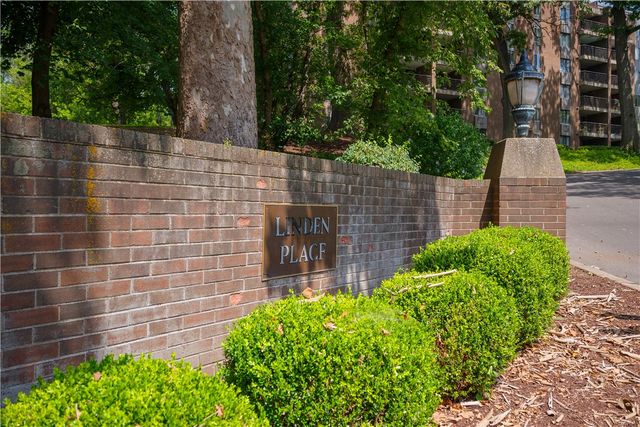 201 Grant St 609, Sewickley, PA 15143