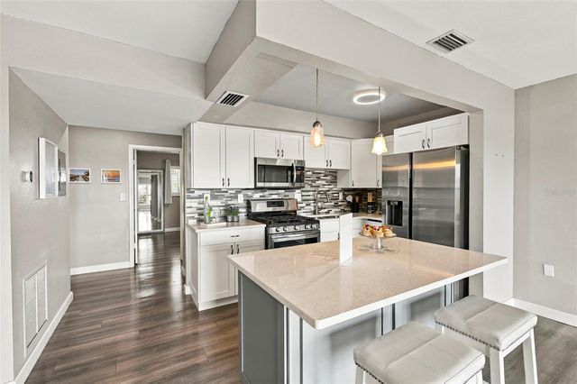9950 62ND TERRACE N 408, St Petersburg, FL 33708
