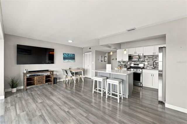 9950 62ND TERRACE N 408, St Petersburg, FL 33708