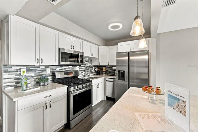 9950 62ND TERRACE N 408, St Petersburg, FL 33708