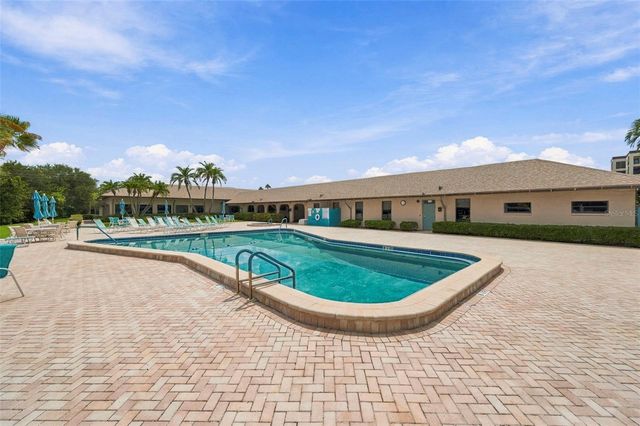 9950 62ND TERRACE N 408, St Petersburg, FL 33708