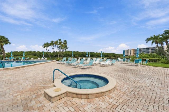 9950 62ND TERRACE N 408, St Petersburg, FL 33708