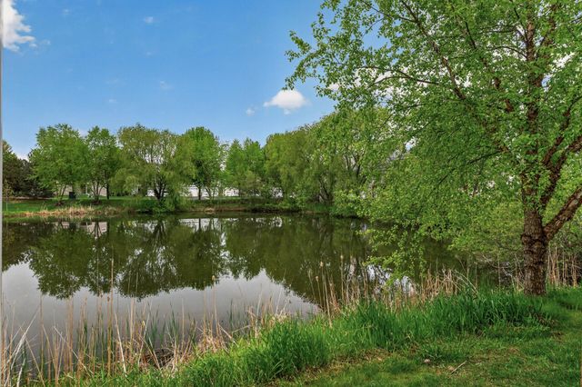 5135 Farnham Drive N, Hugo, MN 55038