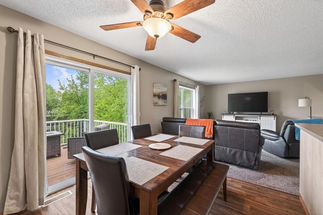 5135 Farnham Drive N, Hugo, MN 55038