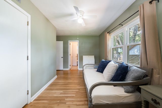 422 Fairpoint Drive, Gulf Breeze, FL 32561