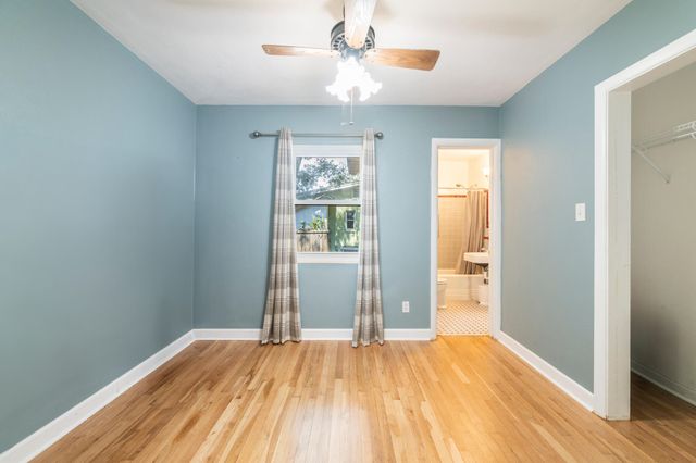 422 Fairpoint Drive, Gulf Breeze, FL 32561