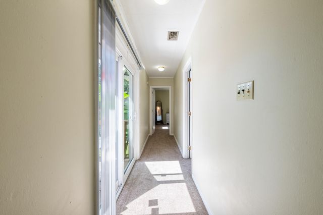 422 Fairpoint Drive, Gulf Breeze, FL 32561